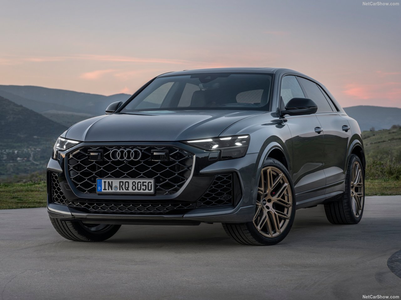 Rent Audi Q8 Casablanca