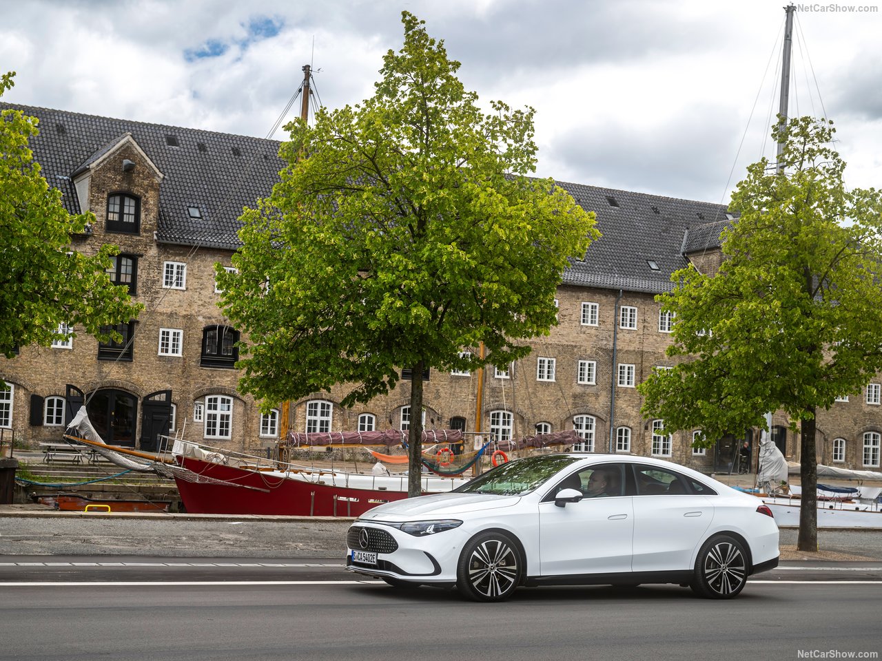 Rent Mercedes-Benz CLA Casablanca