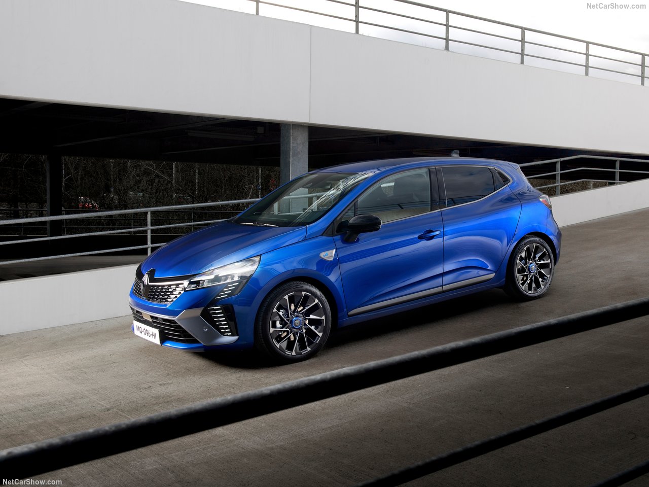 Rent Renault Clio 5 Casablanca